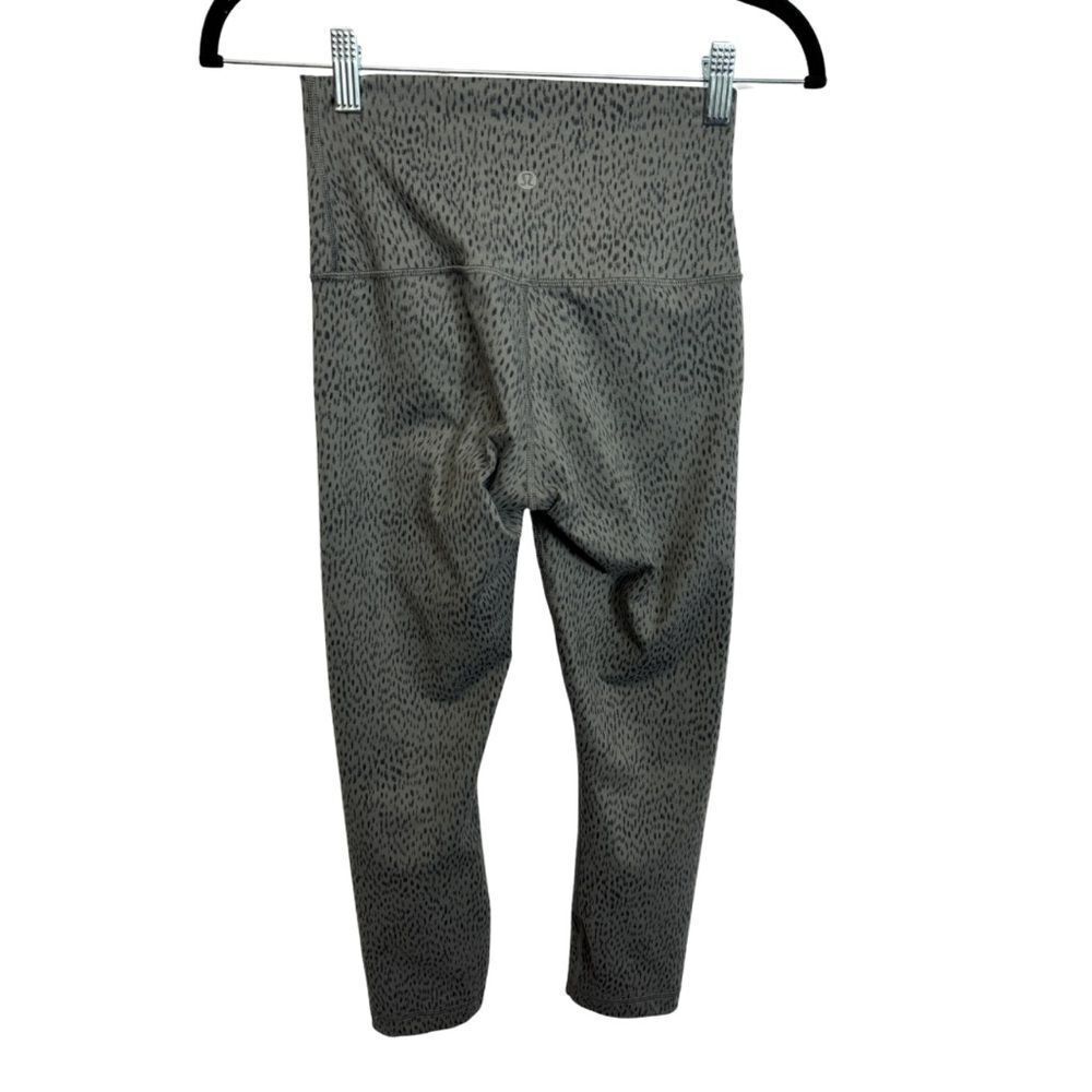 Lululemon Wunder Under Crop Grey - Picture 3 of 8